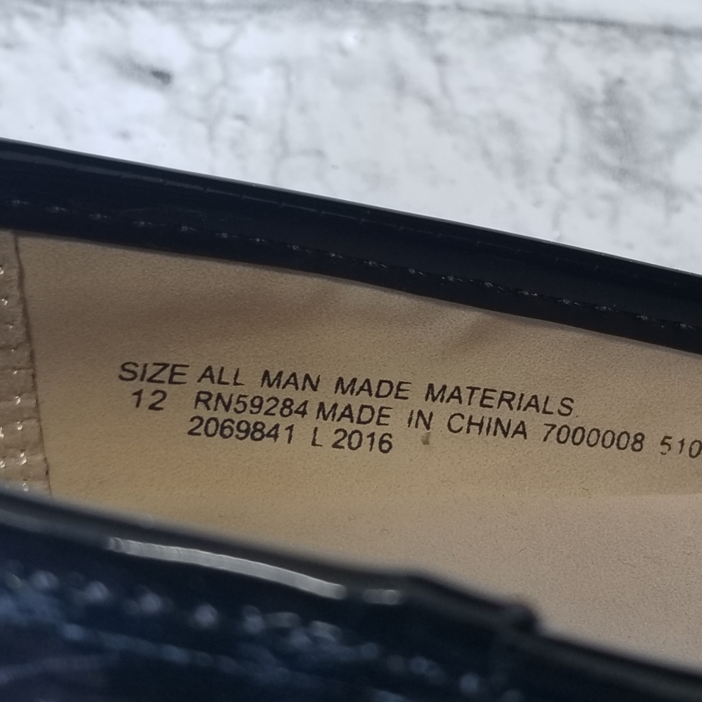 Children's Place Patent Black Flats Size 12 - Picture 6 of 9